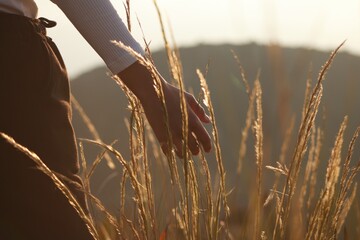 Mujer en un atardecer