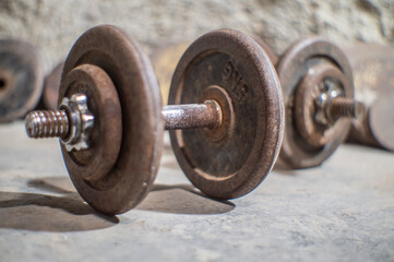 Underground dumbbell set and trainer room