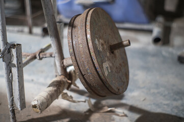 Underground dumbbell set and trainer room