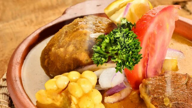 Sancocho, deliciosa sopa tradicional del Ecuador es lo mejor