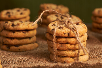 rich and crispy chocolate cookies