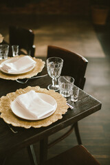 table setting in restaurant