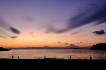Fototapeta na wymiar 神奈川県逗子海岸の夕焼け