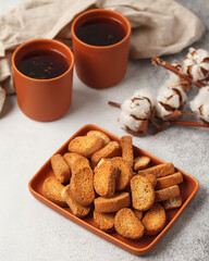 Sweet tea and coffee. Cookies, pretzels, crackers, bagels. Sweet joys for tea