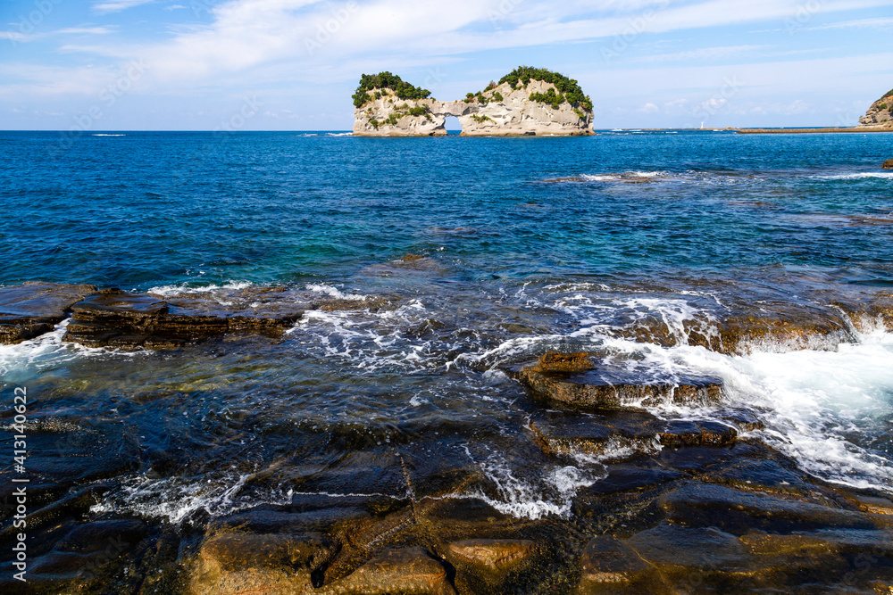 Wall mural engetsu island is a small island off the coast of shirahama, wakayama prefecture, japan.