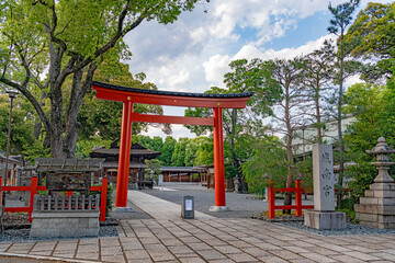 Fototapeta na wymiar 京都 城南宮 境内の風景
