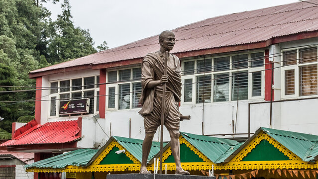 Statue of Mahatma Gandhi at Gandhi Chowk in Dalhousie