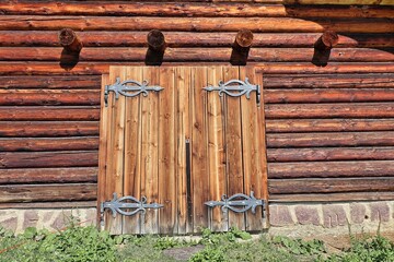 Wooden portal