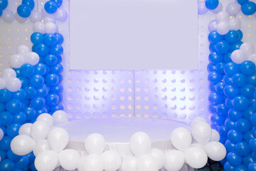 PARTY BIRTHDAY EVENT BALLOON STAGE DECORATION WITH EMPTY BANNER 