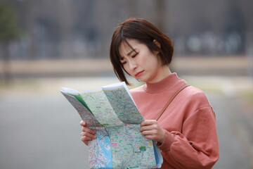 道に迷った女性