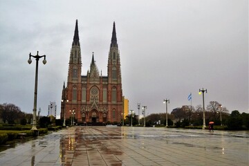 CATEDRAL CIUDAD DE LA PLATA I ARGENTINA