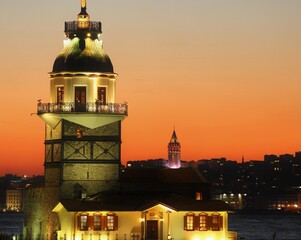 Fototapeta na wymiar Maiden Tower and Galata Tower an Istanbul View