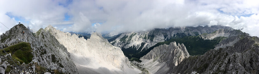 Obraz premium Panorama of mountain range in Austria