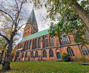 Ansicht einer tollen Backsteinkirche