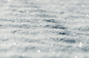 Glitzernder Schnee