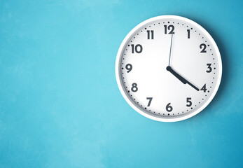 04:21 or 16:21 wall clock time