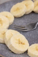 Sliced banana served on the plate