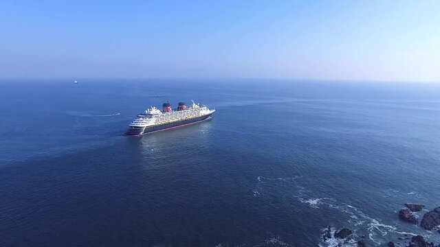 Cruceros turisticos arribando al puerto de Mazat&aacute;n Sinaloa