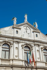 discovery of the city of Venice and its small canals and romantic alleys