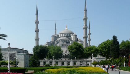 Fototapeta na wymiar Exterior of Blue Mosque - Instanbul, Turkey