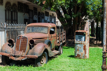 old rusty car