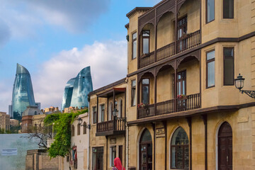 Fototapeta na wymiar Old houses in the Inner City of Baku with Flaming Towers, Azerbaijan