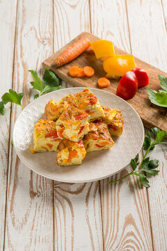 sliced omelette with mixed vegetables