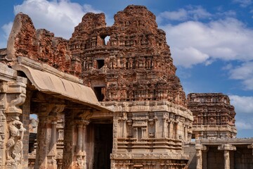 Fototapeta premium Stunning view at ancient Achyutaraya temple of Vijayanagara Empire kingdom, UNESCO World Heritage Site. India, Hampi, Karnataka