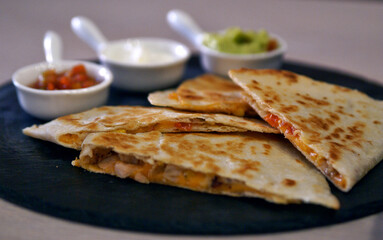 quesadilla with chicken
