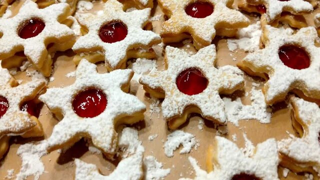 Mozart Sterne Weihnachtsgeb&auml;ck Pl&auml;tzchen