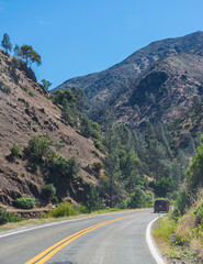 road to yosemite national park