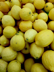 lemons in the market