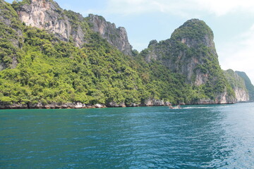 Mountains in the sea