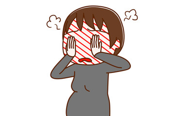 顔を真っ赤にして照れる妊婦