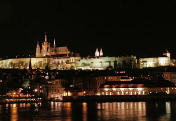 Fototapeta na wymiar Prague at dusk