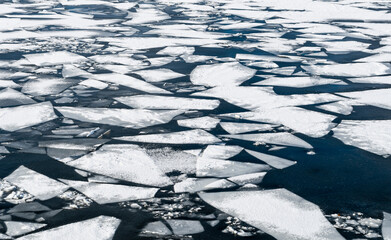 Eisschollen13022021a