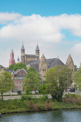 Fototapeta premium Maastricht red tower and church