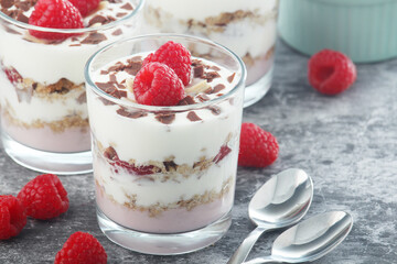 Granola with yogurt trifles with raspberry	