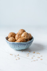 Peanut Apple And Raisin Oat Balls, Morning Energy Breakfast