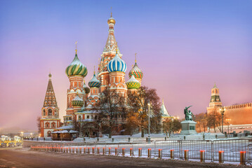 Fototapeta premium St. Basil's Cathedral on Red Square in Moscow