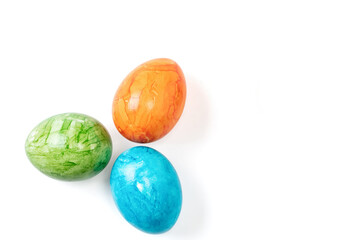 Obraz na płótnie Canvas Different easter eggs on white background
