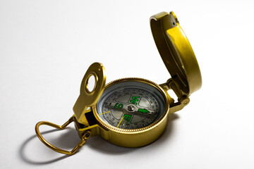 Magnetic golden compass for guidance with green directions