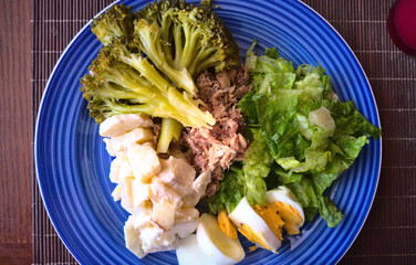 comida saludable, verduras, atun