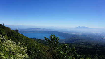 Lago de Coatepeque - El Salvador