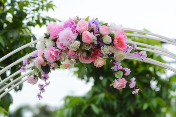 pink and white lilac flowers