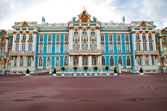 Low angle view of Catherine Palace against sky
