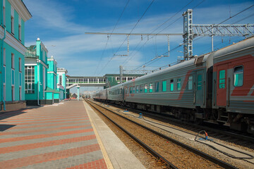 Fototapeta na wymiar Railway cars stand on the tracks.