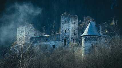 Burg Schachenstein in Thörl am Südabhang des Schöckl in der Steiermark, Österreich
