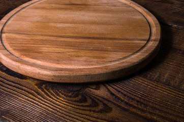 cutting board made of wood, round. Rustic style