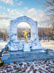 Johann Strauss statue in the public Stadtpark of Vienna, Austria